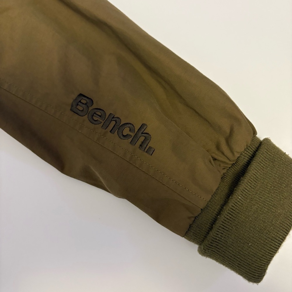 Bench Women's olive green Utility Jacket, Sz M. - Picture 3 of 9